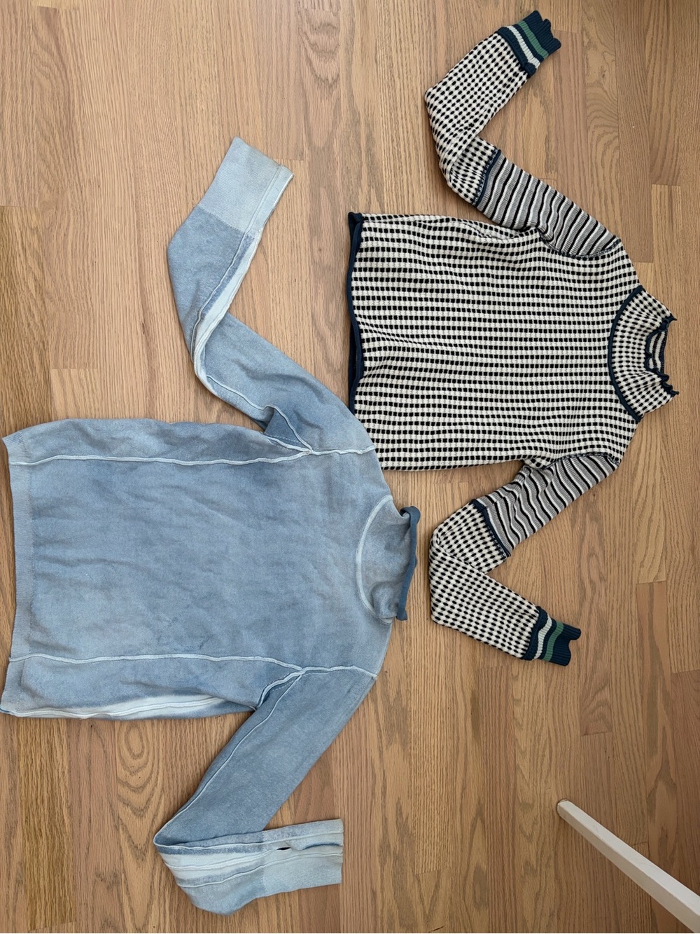 We The Free Blue Mock Neck Top (S) Black-White Patterned Turtleneck Sweater XS